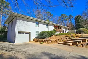 1131 Milmar Dr NW, Atlanta, GA 30327 - Photo 4