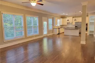 4560 Upland Ct, Cumming, GA 30040 - Photo 10