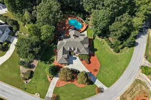 1251 Bridgewater Walk, Snellville, GA 30078 - Photo 2