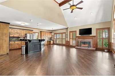 1251 Bridgewater Walk, Snellville, GA 30078 - Photo 16