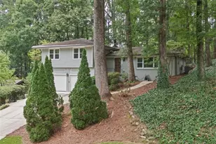 2477 Midvale Ct, Tucker, GA 30084 - Photo 2