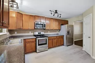 4779 Chafin Point Ct, Snellville, GA 30039 - Photo 12