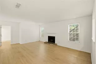 1206 Country Park Dr SE, Smyrna, GA 30080 - Photo 6
