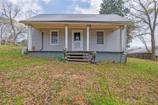 5408 Spring St, Flowery Branch, GA 30542 - Photo 8