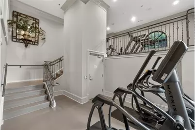 3334 Peachtree Road NE #103, Atlanta, GA 30326 - Photo 34
