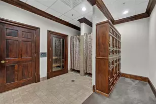 3334 Peachtree Rd NE, Atlanta, GA 30326 - Photo 38