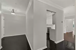 3334 Peachtree Rd NE, Atlanta, GA 30326 - Photo 12