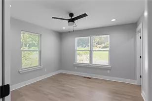 2381 Highpoint Rd, Snellville, GA 30078 - Photo 20