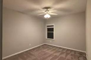 96 Round Pond Dr, Lilburn, GA 30047 - Photo 20