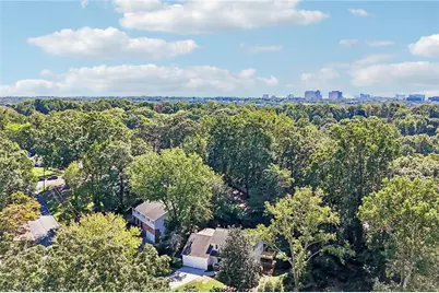495 Wyncourtney Drive, Sandy Springs, GA 30328 - Photo 58