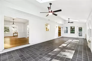 495 Wyncourtney Dr, Sandy Springs, GA 30328 - Photo 12