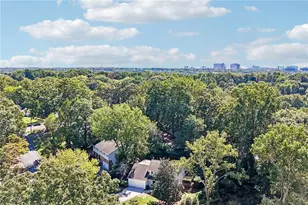 495 Wyncourtney Dr, Sandy Springs, GA 30328 - Photo 62