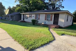 115 Blanton Ave, Griffin, GA 30223 - Photo 2