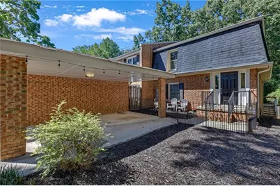 6500 Gaines Ferry Road #G8, Flowery Branch, GA 30542 - Photo 2