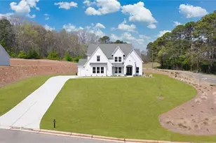 8290 Creekside Overlook Dr, Gainesville, GA 30506 - Photo 2