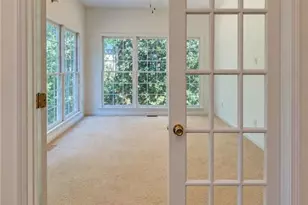 1305 Rosewood Dr, Alpharetta, GA 30005 - Photo 8