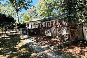 4715 Barnes Ct, Loganville, GA 30052 - Photo 10