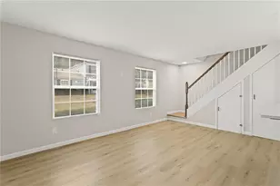 1321 Surrey Ln SW, Marietta, GA 30008 - Photo 8
