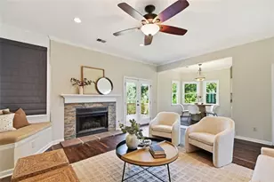 10590 Stonepoint Pl, Johns Creek, GA 30097 - Photo 8