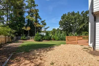 10590 Stonepoint Place, Johns Creek, GA 30097 - Photo 58