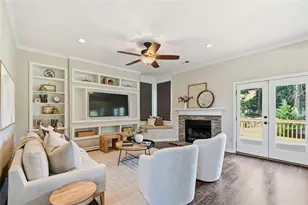 10590 Stonepoint Pl, Johns Creek, GA 30097 - Photo 4