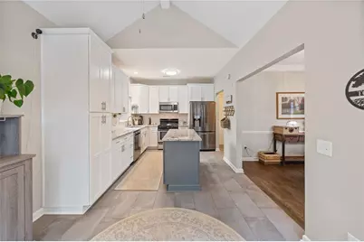 2376 Battle Forest Drive SW, Marietta, GA 30064 - Photo 10