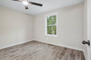 9244 Nelson Dr, Covington, GA 30014 - Photo 16
