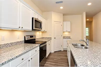 91 Carnaby Street, Winder, GA 30680 - Photo 2