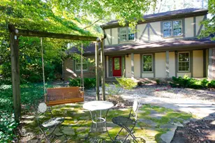 2065 Renault Ln, Atlanta, GA 30345 - Photo 4