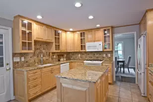 2065 Renault Ln, Atlanta, GA 30345 - Photo 18