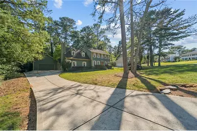 1793 Windcrest Drive SW, Lilburn, GA 30047 - Photo 42