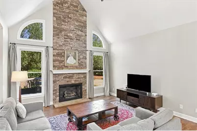565 Hembree Grove Overlook, Roswell, GA 30076 - Photo 8