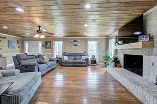 1328 Abrams Rd, Silver Creek, GA 30173 - Photo 2