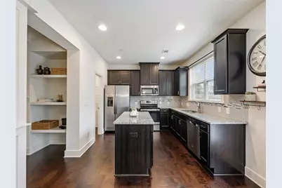 779 Arbor Crowne Drive, Lawrenceville, GA 30045 - Photo 10