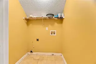 1935 Watercrest Dr, Jonesboro, GA 30236 - Photo 34