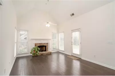 1233 Parkview Lane NW, Kennesaw, GA 30152 - Photo 6