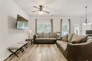 6051 Oak Bend Ct, Riverdale, GA 30296 - Photo 8