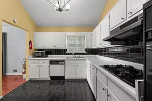 399 Emmett St, Riverdale, GA 30274 - Photo 10