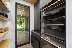 1033 Reeder Cir NE, Atlanta, GA 30306 - Photo 28