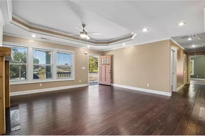 112 E Stephens Street, Winder, GA 30680 - Photo 12