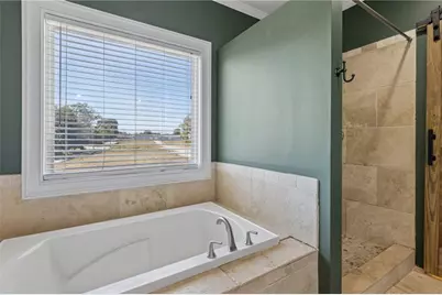 112 E Stephens Street, Winder, GA 30680 - Photo 32