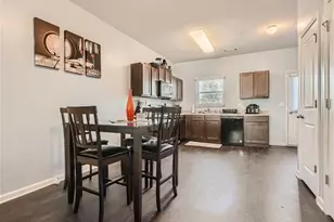2161 Cypress Ln SW, Atlanta, GA 30331 - Photo 4
