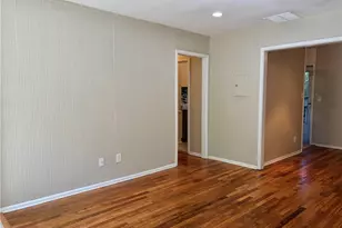 1078 Palafox Dr NE, Atlanta, GA 30324 - Photo 10