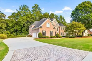 3805 Newport Bay Dr, Alpharetta, GA 30005 - Photo 2