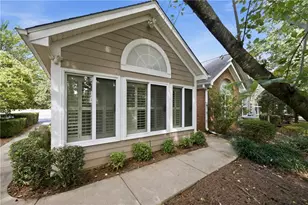 2235 Orchard Pl, Roswell, GA 30076 - Photo 2