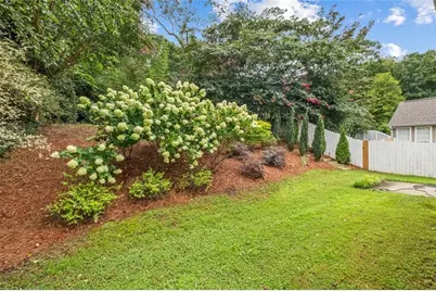 1163 Rhyne Chase SE, Smyrna, GA 30082 - Photo 2