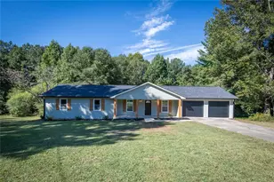 30 Wood Valley Cir, Carrollton, GA 30117 - Photo 1