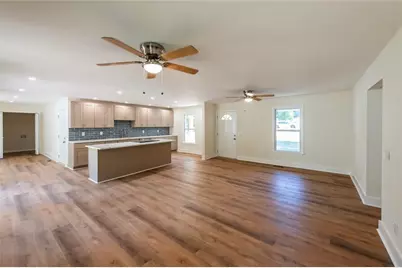 30 Wood Valley Circle, Carrollton, GA 30117 - Photo 2