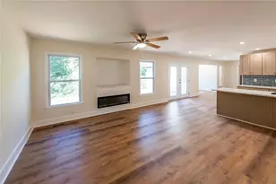 30 Wood Valley Cir, Carrollton, GA 30117 - Photo 8