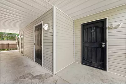 9202 Fairington Ridge Circle, Lithonia, GA 30038 - Photo 2